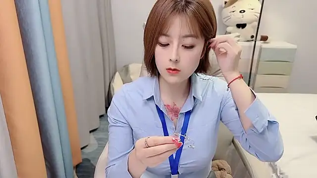 Snapshot of Mi_sooli chatting on 10.24.25 Mi sooli online show from 10.24.25