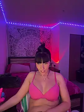 MaciiMayy online show from 02.18.26