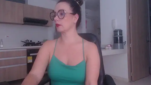 LovePaula online show from 06.29.26