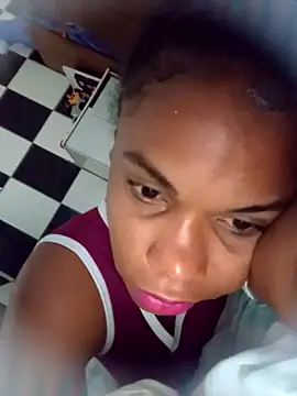 Snapshot of PrettahSantos chatting on 09.26.25 PrettahSantos online show from 09.26.25