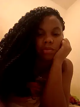 PrettahSantos online show from 12.22.25