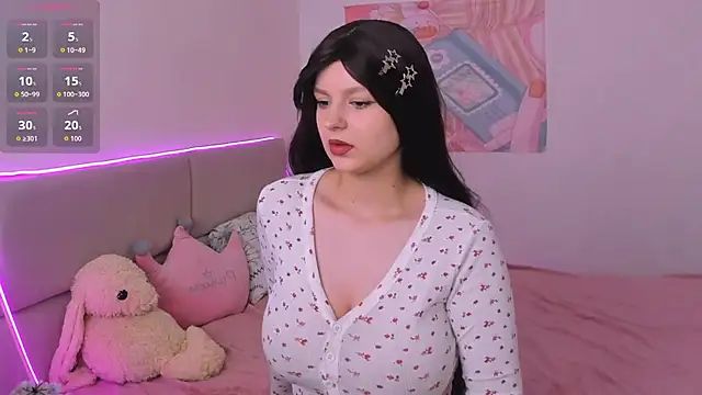 AishaAysitt online show from 11.16.25