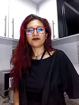 Snapshot of VictoriaSpenser chatting on 12.03.25 VictoriaSpenser online show from 12.03.25