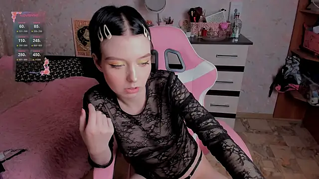 margopink online show from 11.26.25