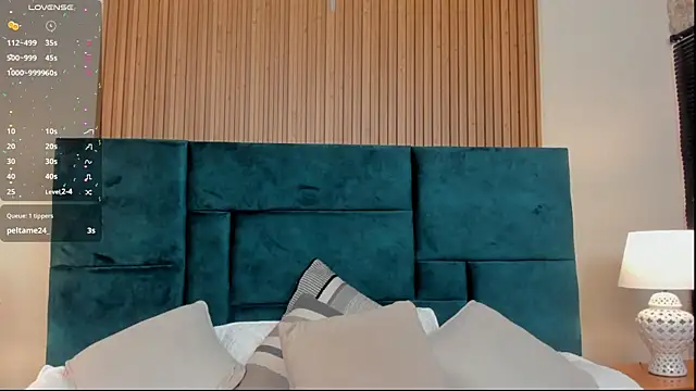 Amber kiss  online show from 05.12.26