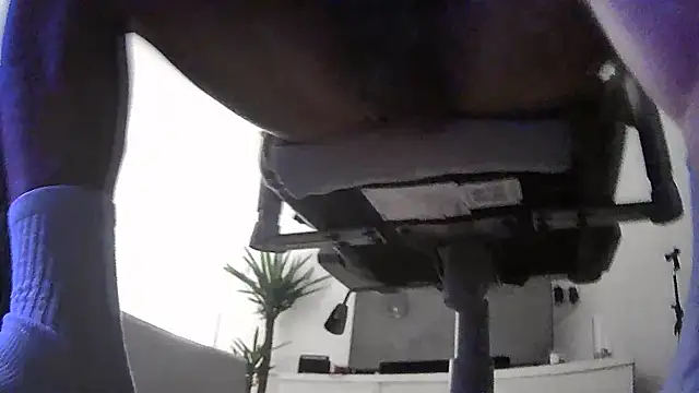 Snapshot of GymKing99 chatting on 10.15.25 GymKing99 online show from 10.15.25