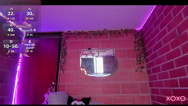 Snapshot of Dark___desire chatting on 09.29.25 Dark desire online show from 09.29.25