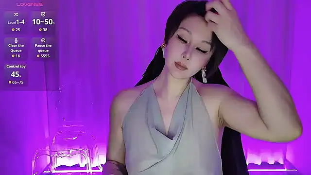 Snapshot of Goddess_Jin chatting on 07.08.26 Goddess Jin online show from 07.08.26