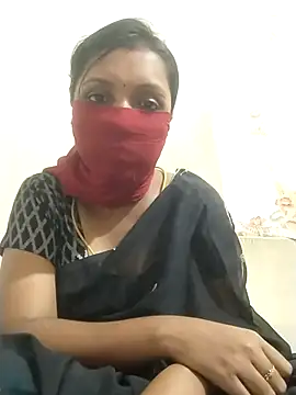 Snapshot of Tamil_Swathi chatting on 11.20.25 Tamil Swathi online show from 11.20.25