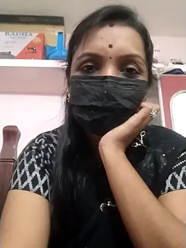 Snapshot of Tamil_Swathi chatting on 11.21.25 Tamil Swathi online show from 11.21.25