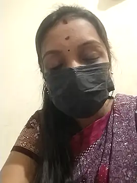 Snapshot of Tamil_Swathi chatting on 11.27.25 Tamil Swathi online show from 11.27.25