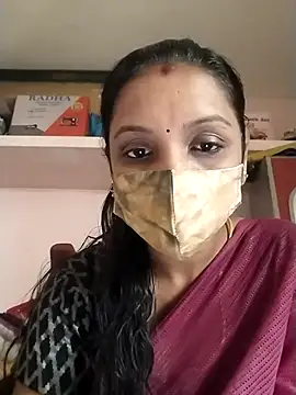 Snapshot of Tamil_Swathi chatting on 12.05.25 Tamil Swathi online show from 12.05.25