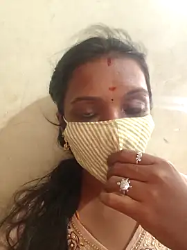 Snapshot of Tamil_Swathi chatting on 06.14.26 Tamil Swathi online show from 06.14.26