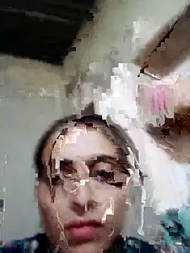 Snapshot of SexyDolly99 chatting on 09.28.25 SexyDolly99 online show from 09.28.25