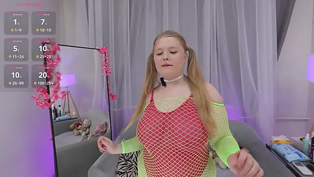  Luna Sweety  online show from 10.04.25