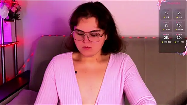 Snapshot of chatting on 10.26.25 online show from 10.26.25