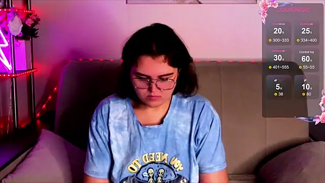 Snapshot of chatting on 10.30.25 online show from 10.30.25