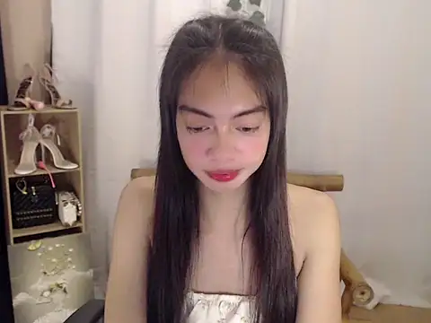 Snapshot of LovelyMaya69 chatting on 09.22.25 LovelyMaya69 online show from 09.22.25