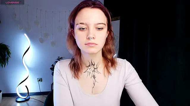 Snapshot of Elastikisss chatting on 09.26.25 Elastikisss online show from 09.26.25