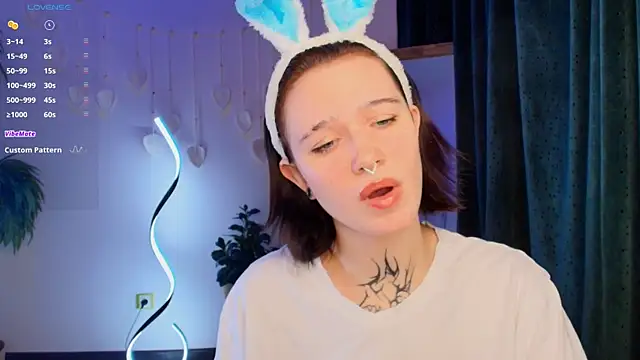 Snapshot of Elastikisss chatting on 11.29.25 Elastikisss online show from 11.29.25