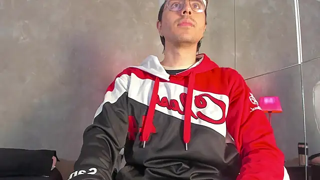 dylan cross  online show from 12.02.25