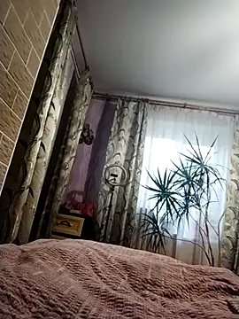 Ponka2011 online show from 10.17.25