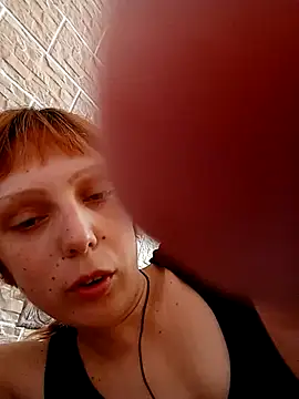 Snapshot of Ponka2011 chatting on 06.28.26 Ponka2011 online show from 06.28.26