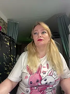 Sweet-blonde online show from 04.22.26