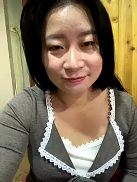 Snapshot of violet-00 chatting on 10.09.25 violet-00 online show from 10.09.25