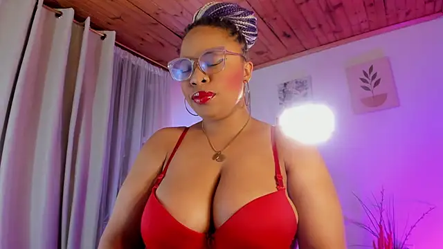 Lauraricci   online show from 07.15.26