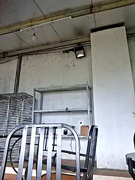 Snapshot of xuxulovezz chatting on 10.17.25 xuxulovezz online show from 10.17.25