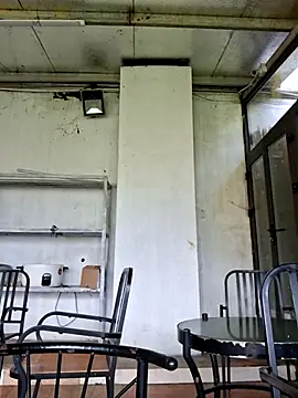 Snapshot of xuxulovezz chatting on 10.18.25 xuxulovezz online show from 10.18.25