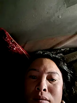 Snapshot of xuxulovezz chatting on 11.01.25 xuxulovezz online show from 11.01.25