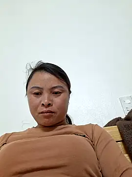 Snapshot of xuxulovezz chatting on 11.29.25 xuxulovezz online show from 11.29.25