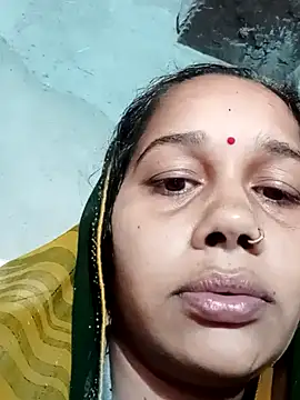 Snapshot of Rupali_ji chatting on 10.15.25 Rupali ji online show from 10.15.25