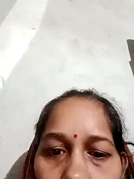 Snapshot of Rupali_ji chatting on 10.18.25 Rupali ji online show from 10.18.25