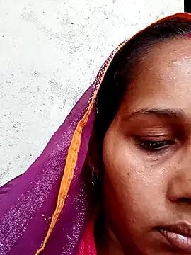 Snapshot of Rupali_ji chatting on 11.21.25 Rupali ji online show from 11.21.25