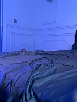 Snapshot of Zola_Nooryi chatting on 09.22.25 Zola Nooryi online show from 09.22.25