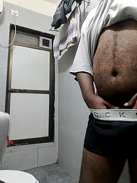 Snapshot of Karthk1010D chatting on 09.23.25 Karthk1010D online show from 09.23.25