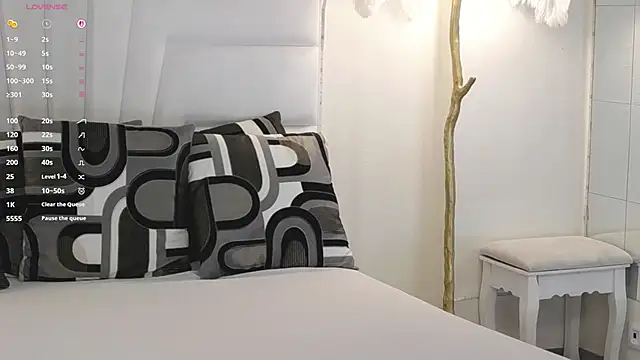 JennaClover online show from 04.27.26