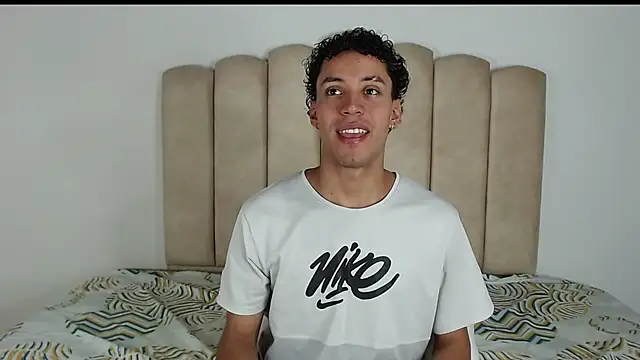 aroncooper1 online show from 10.29.25