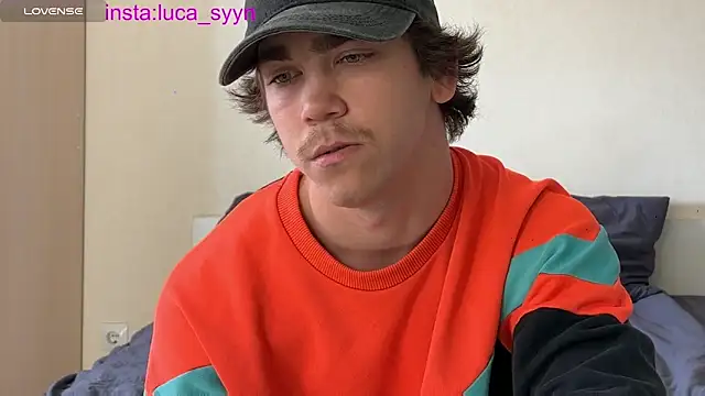 Snapshot of luca_syn chatting on 09.24.25 luca syn online show from 09.24.25