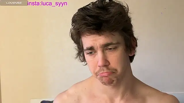 Snapshot of luca_syn chatting on 09.25.25 luca syn online show from 09.25.25