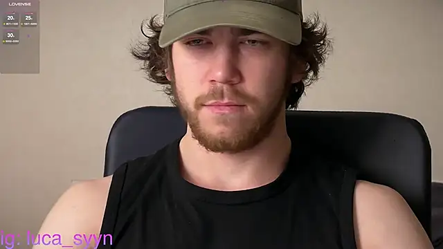 Snapshot of luca_syn chatting on 11.15.25 luca syn online show from 11.15.25