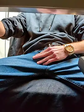 Snapshot of northboy91 chatting on 09.28.25 northboy91 online show from 09.28.25