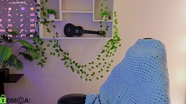 Elsie Cutties online show from 12.20.25