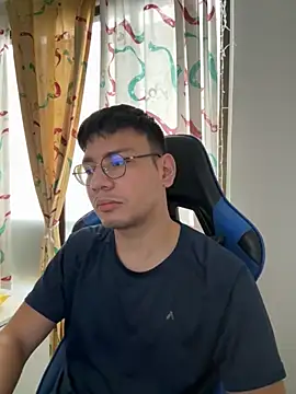 marcuswildx online show from 12.04.25