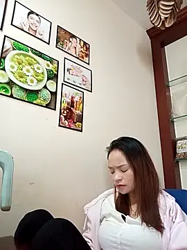 Snapshot of ___Dorry02___ chatting on 10.19.25    Dorry02    online show from 10.19.25