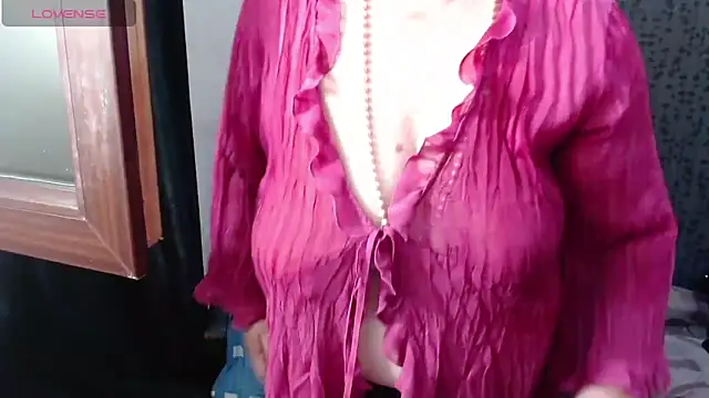 MissSanjanne online show from 05.26.26