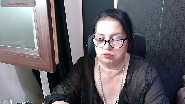 Snapshot of MissSanjanne chatting on 07.18.26 MissSanjanne online show from 07.18.26